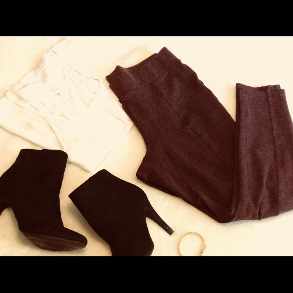 SALE 🍂 Maroon Ponte Leggings